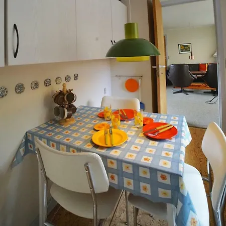 Byhuset Semesterbostad